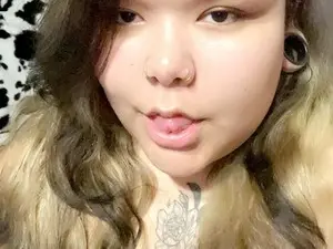 Thiccmommy  live sex cam