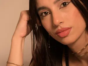 Rosse_her  live sex cam