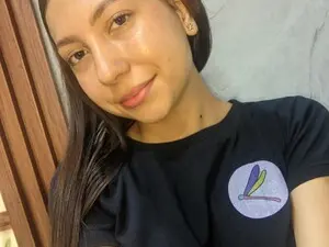 Linda_naomi  live sex cam