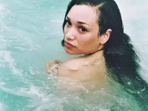 Scar__lett  live sex cam