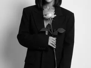 YvonneEverlee  live sex cam