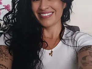 WomanLovely  live sex cam