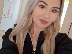 Sophia_smithh  live sex cam