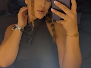 FreyaHeart  live sex cam
