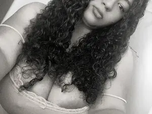 Sara_Lucia  live sex cam