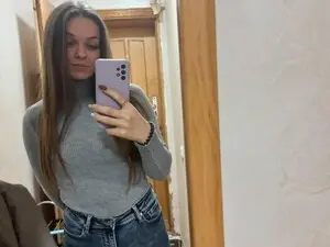 Chaynea  live sex cam