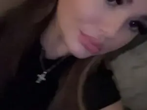 Naughtysummer  live sex cam