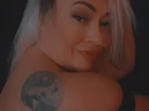 EmmaMature  live sex cam