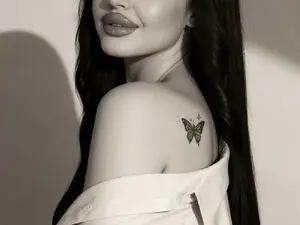 MissJaquelinee  live sex cam