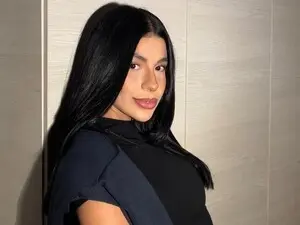 Emelie_89  live sex cam