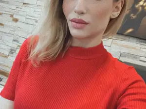 FrancescaZahr  live sex cam