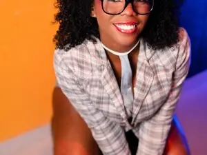 AmiraJones  live sex cam