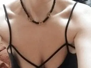 SapphireNicci  live sex cam