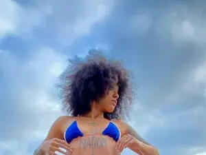 Afrodi_  live sex cam