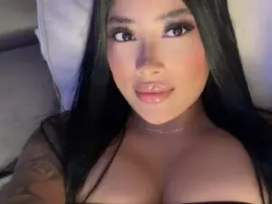 Naomi_lux  live sex cam