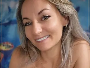 Elisha4ubbb  live sex cam