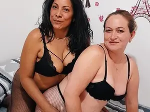 CarryBig  live sex cam