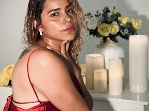 Rossy_Roose  live sex cam