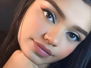 Naughtybuunny  live sex cam