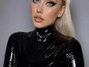 Liya_Ray  live sex cam