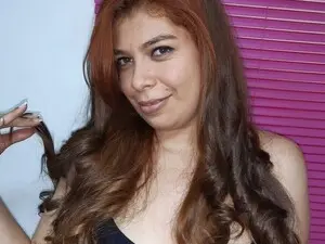 Noortaheri22  live sex cam