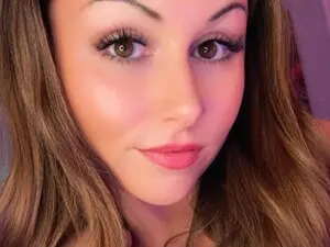 ItsMar  live sex cam