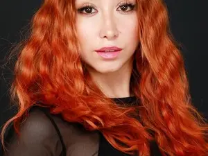 Cristal_kat  live sex cam