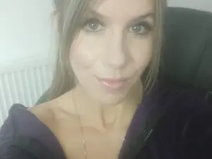 MiyaHale  live sex cam