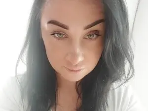 QueenMiss  live sex cam