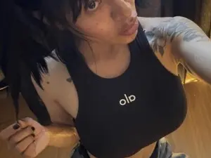 Nella  live sex cam