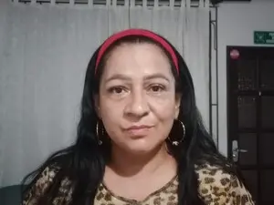 Mommyhot25  live sex cam