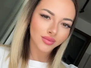 Wet_Dakota  live sex cam