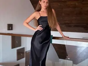 AliceWonderr  live sex cam