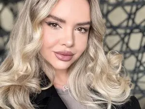 KatJoliee  live sex cam