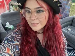 Bongbabyy  live sex cam