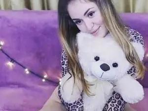 Daddyisssues1  live sex cam