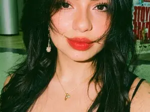 Sarishalove  live sex cam