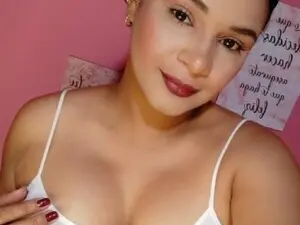 Macarena  live sex cam