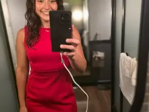 MaddyThorn  live sex cam