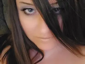 Gretchen83  live sex cam