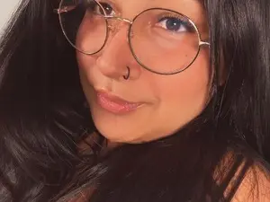 ItsmeDannax  live sex cam