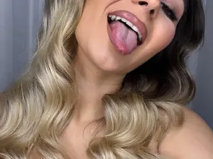 AnniaSummer  live sex cam