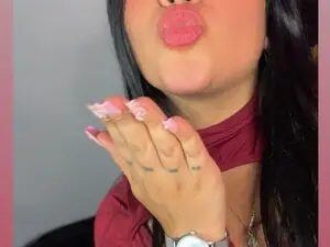Britney_24  live sex cam
