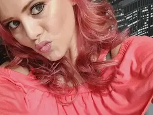 CherryLuv36  live sex cam