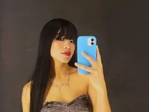 Sofiacruz69  live sex cam