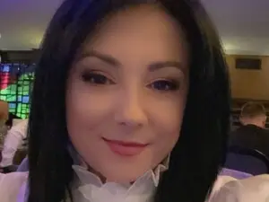 MiaJolie  live sex cam