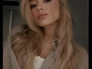 Kaydolll  live sex cam