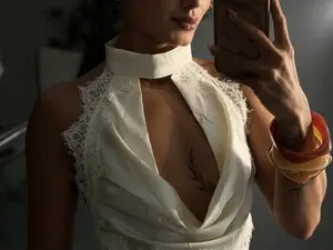 Kimsummer25  live sex cam