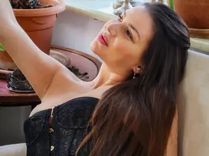 JasmineNoir  live sex cam