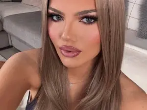GraceLee  live sex cam